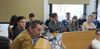 El periodista David Valldeperas ha impartido una charla sobre entretenimiento en televisión