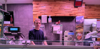 Sants se levanta al ritmo de Jaume