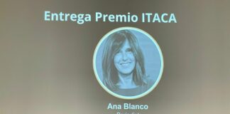 Ana Blanco recibe el Premio Ítaca 2024 en una memorable jornada