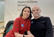 Martín Caparrós: Reflexiones sobre narrar el dolor Imagen: Marta Nebot y Martín Caparrós. Créditos: Diario Público