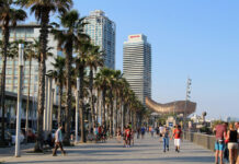 Els expatriats: una preocupació barcelonina a l’alça Passeig marítim de la Barceloneta. FOTO: flickr
