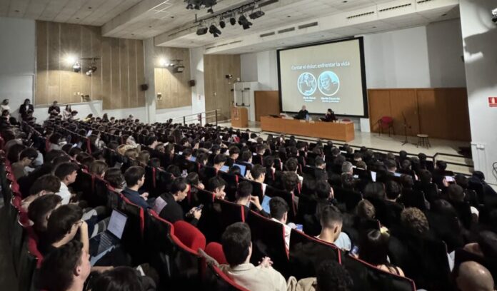 Aula Magna en la XIII Jornada de Viajes, Comunicación y Aventura