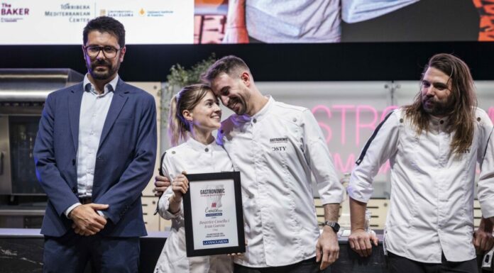 Beatrice Casella e Iván García ganan el Premio Cuiner 2024 en el Gastronomic Forum de Barcelona Iván García y Beatriz Casella recogen el premio Cuiner 2024