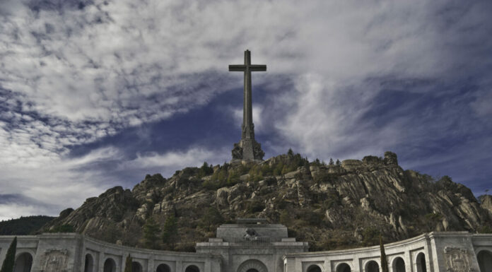 Espanya afronta el seu llegat franquista Imatge del Valle de Cuelgamuros, un dels símbols més representatius del Franquisme