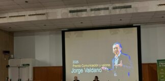 Premi a la trajectòria de Jorge Valdano, exfutbolista i exentrenador de futbol argentí