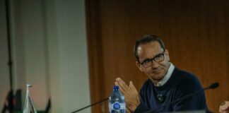 Viatges i futbol amb mirada periodística